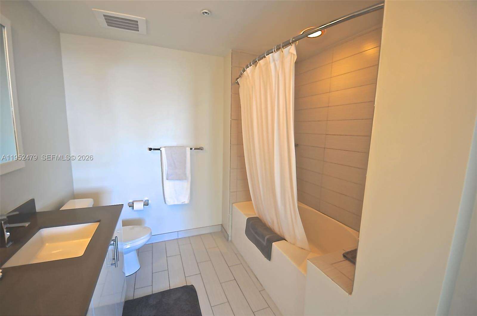 Nine At Mary Brickell Village at 999 1 Ave, Miami, FL 33130 - For Rent photo 16