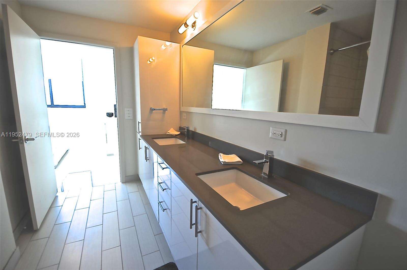 Nine At Mary Brickell Village at 999 1 Ave, Miami, FL 33130 - For Rent photo 17