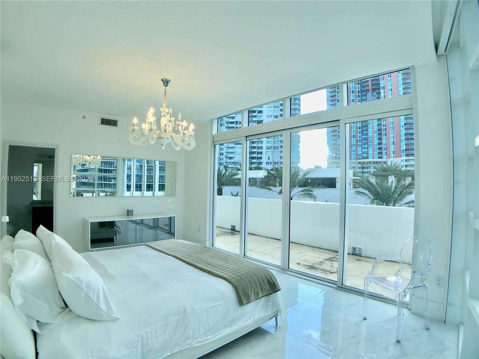 Continuum North Tower at 50 Pointe Dr, Miami Beach, FL 33139 - For Rent photo 2