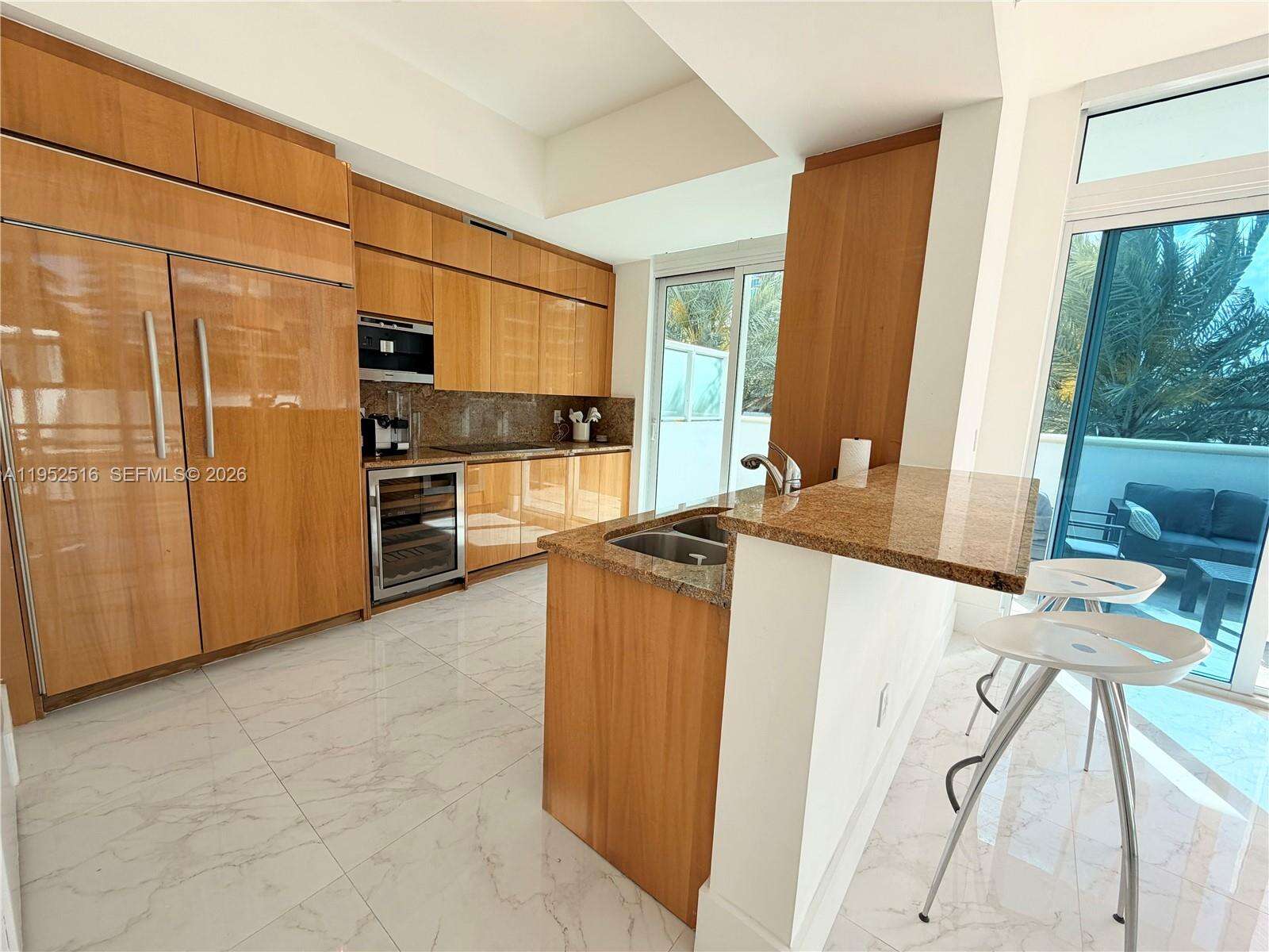 Continuum North Tower at 50 Pointe Dr, Miami Beach, FL 33139 - For Rent photo 14