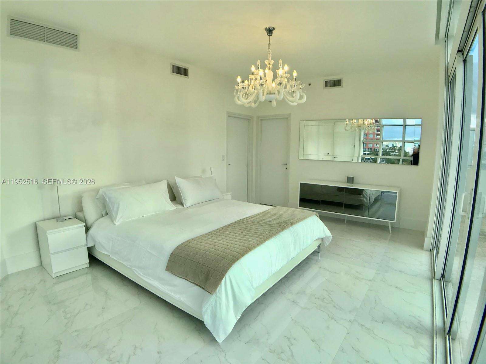 Continuum North Tower at 50 Pointe Dr, Miami Beach, FL 33139 - For Rent photo 3