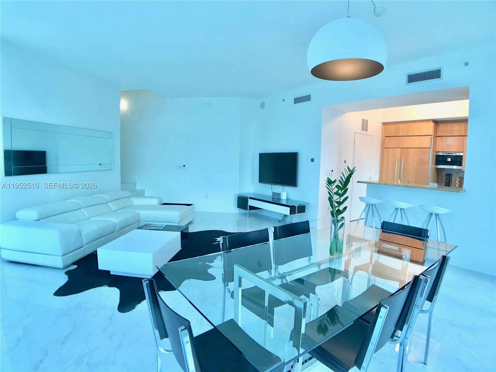 Continuum North Tower at 50 Pointe Dr, Miami Beach, FL 33139 - For Rent photo 10