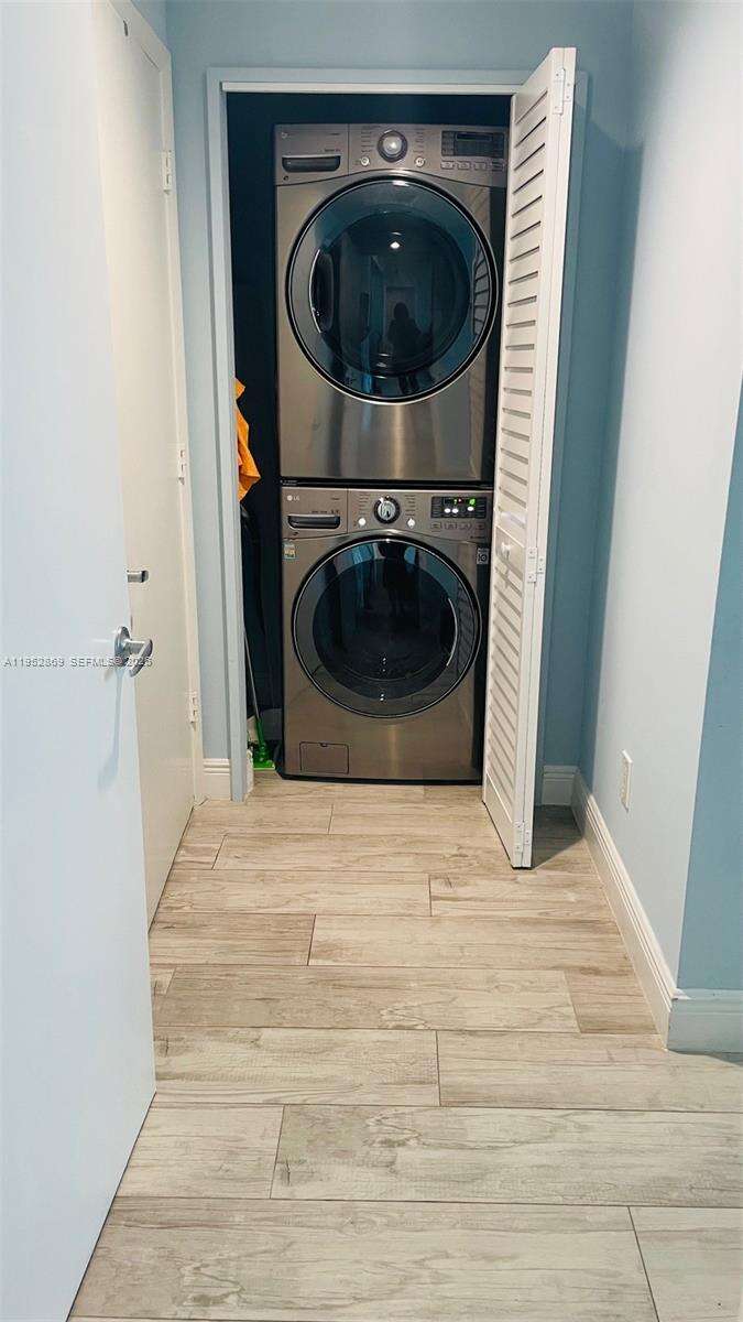 The Metropolitan at 2475 Brickell Ave, Miami, FL 33129 - For Rent photo 12