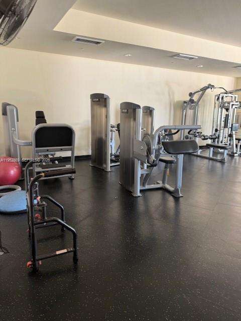 The Metropolitan at 2475 Brickell Ave, Miami, FL 33129 - For Rent photo 14