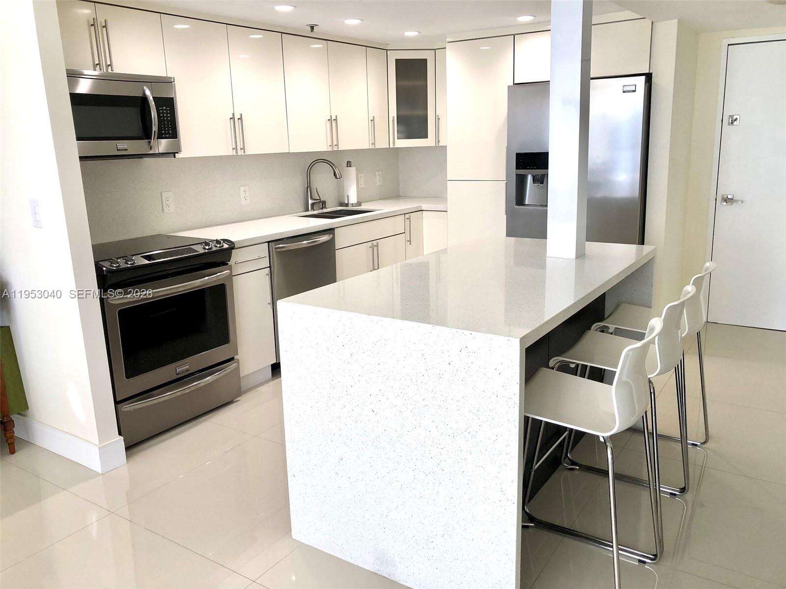 Waterview at 20515 Country Club Dr, Aventura, FL 33180 - For Rent photo 12