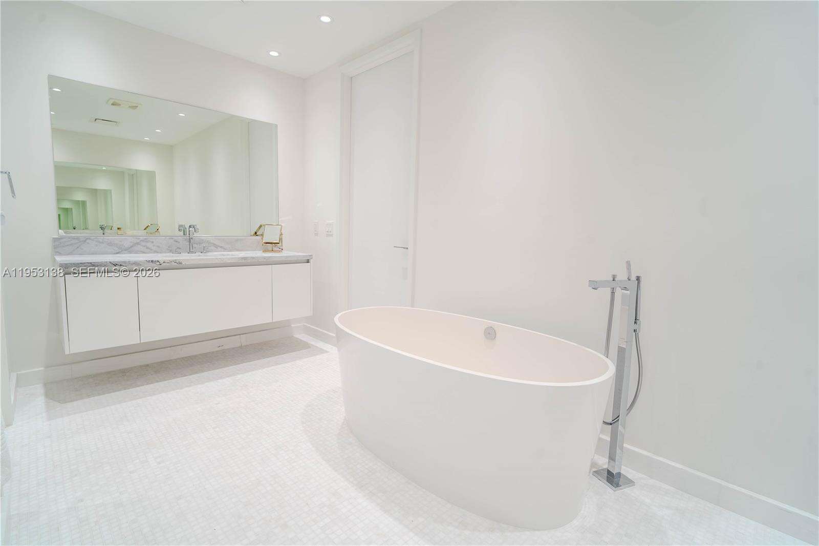 Missoni Baia at 700 26 Ter, Miami, FL 33137 - For Rent photo 31