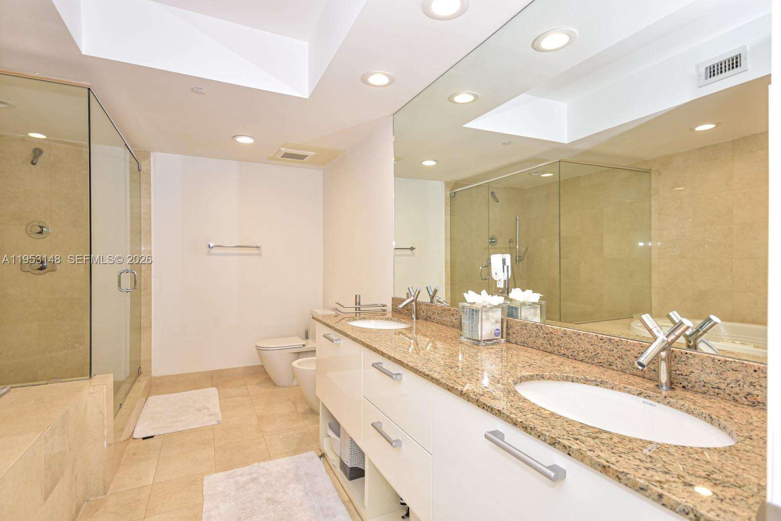 Ocean Four at 17201 Collins Ave, Sunny Isles Beach, FL 33160 - For Rent photo 20