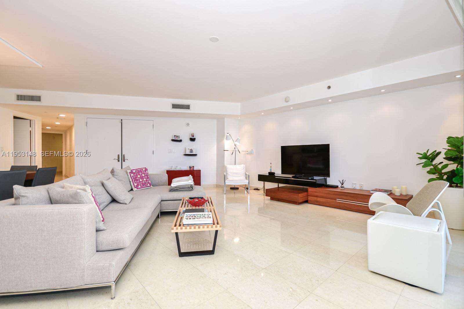 Ocean Four at 17201 Collins Ave, Sunny Isles Beach, FL 33160 - For Rent photo 9
