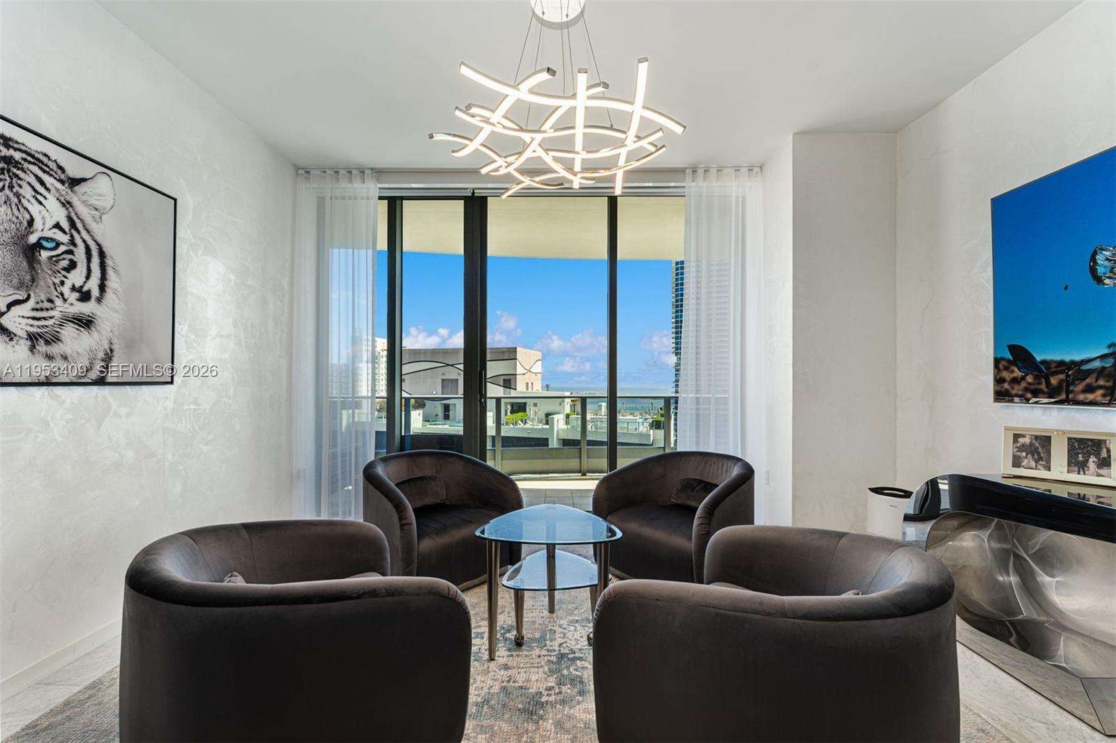 Brickell Flatiron at 1000 Brickell Plz, Miami, FL 33131 - For Rent photo 17