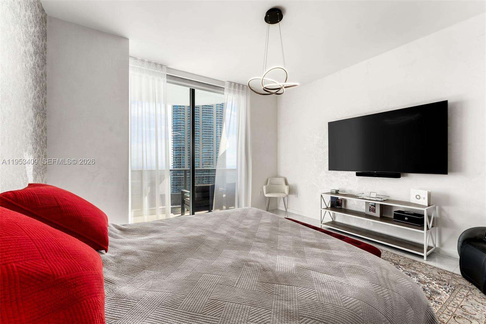 Brickell Flatiron at 1000 Brickell Plz, Miami, FL 33131 - For Rent photo 22