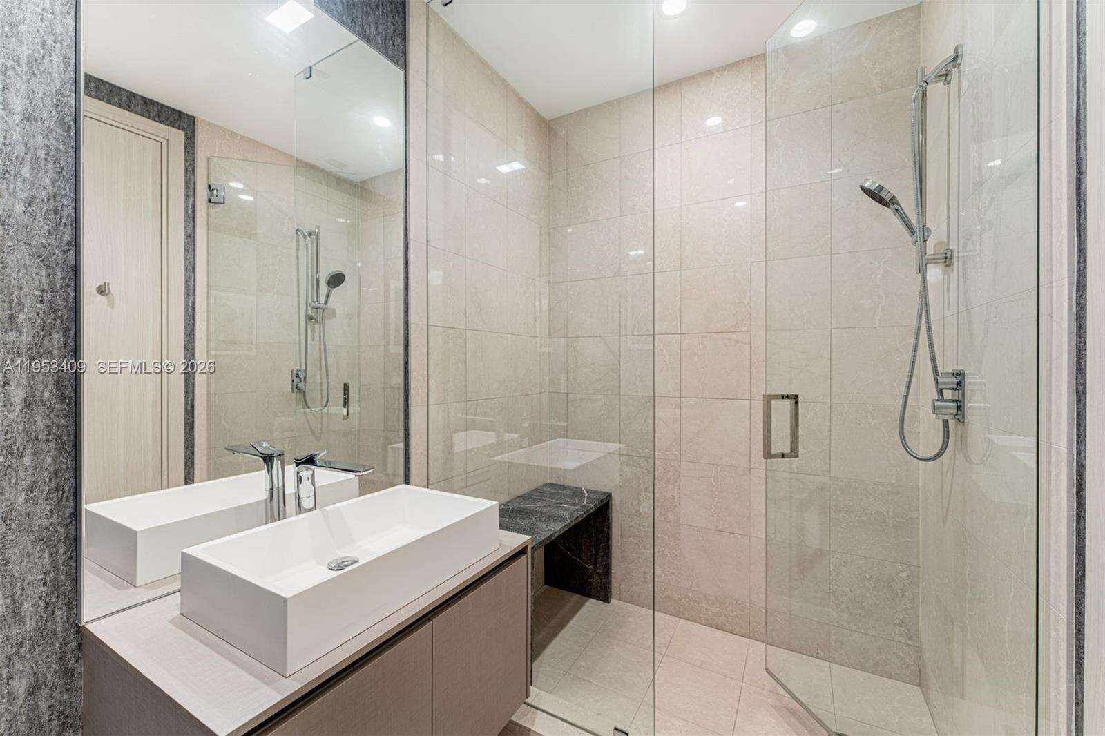 Brickell Flatiron at 1000 Brickell Plz, Miami, FL 33131 - For Rent photo 35