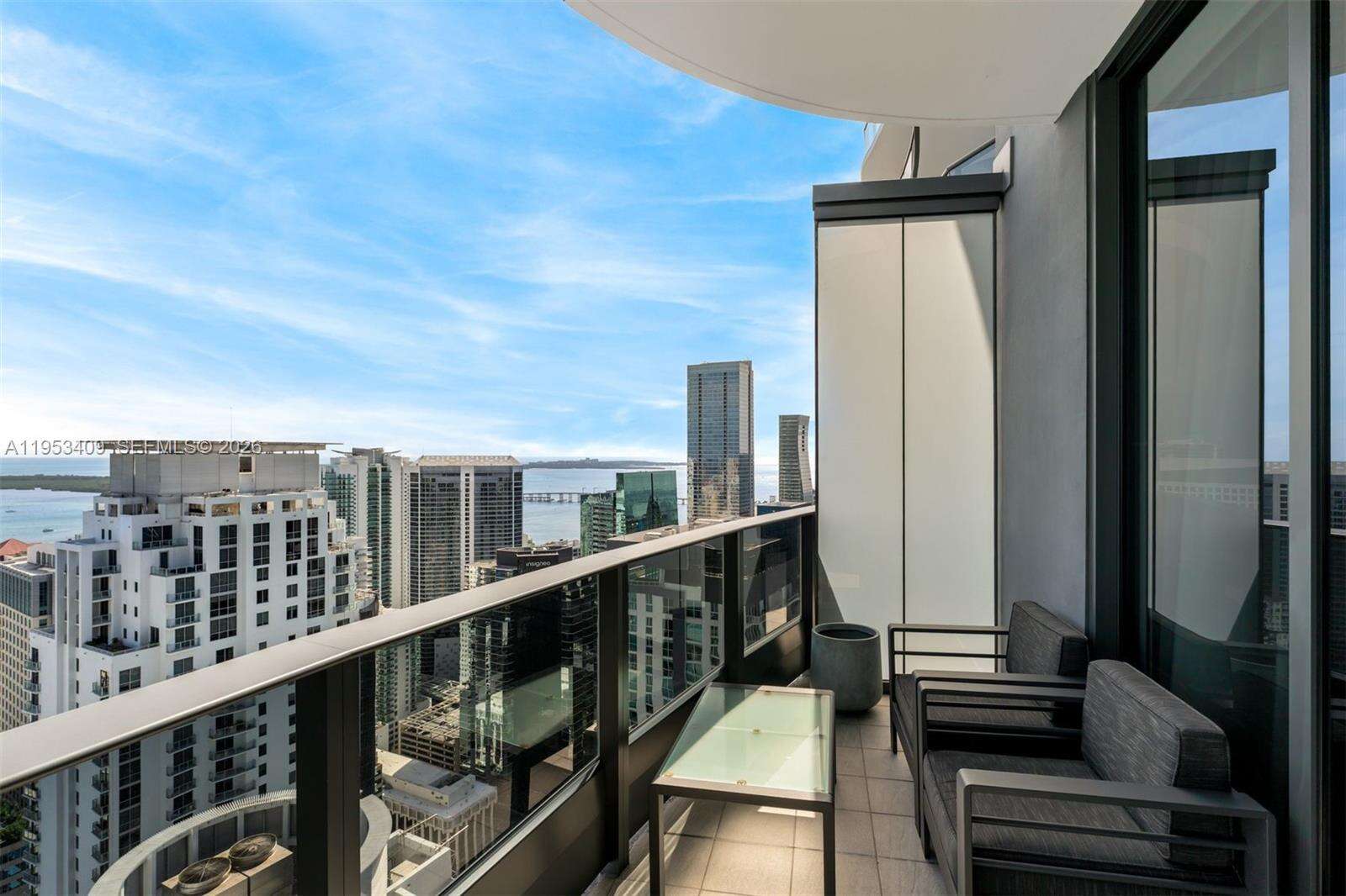 Brickell Flatiron at 1000 Brickell Plz, Miami, FL 33131 - For Rent photo 39