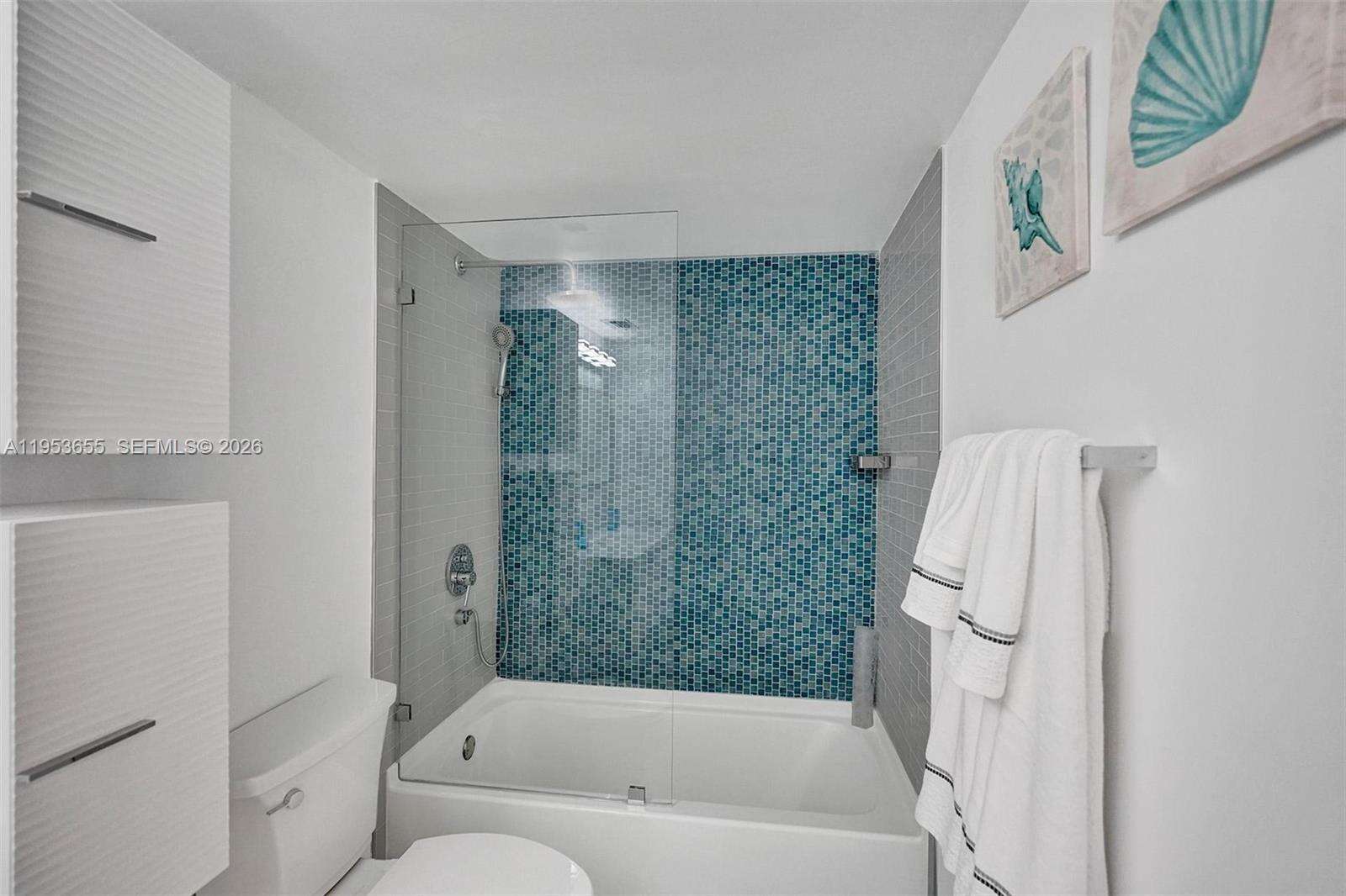 The Yacht Club At Aventura at 19601 Country Club Dr, Aventura, FL 33180 - For Rent photo 15