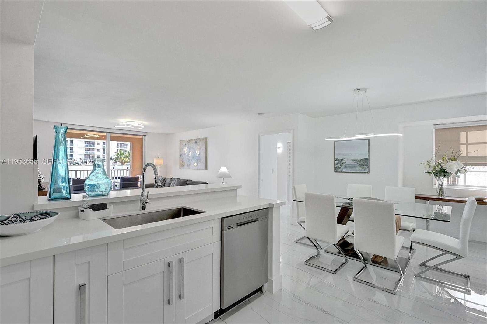 The Yacht Club At Aventura at 19601 Country Club Dr, Aventura, FL 33180 - For Rent photo 19