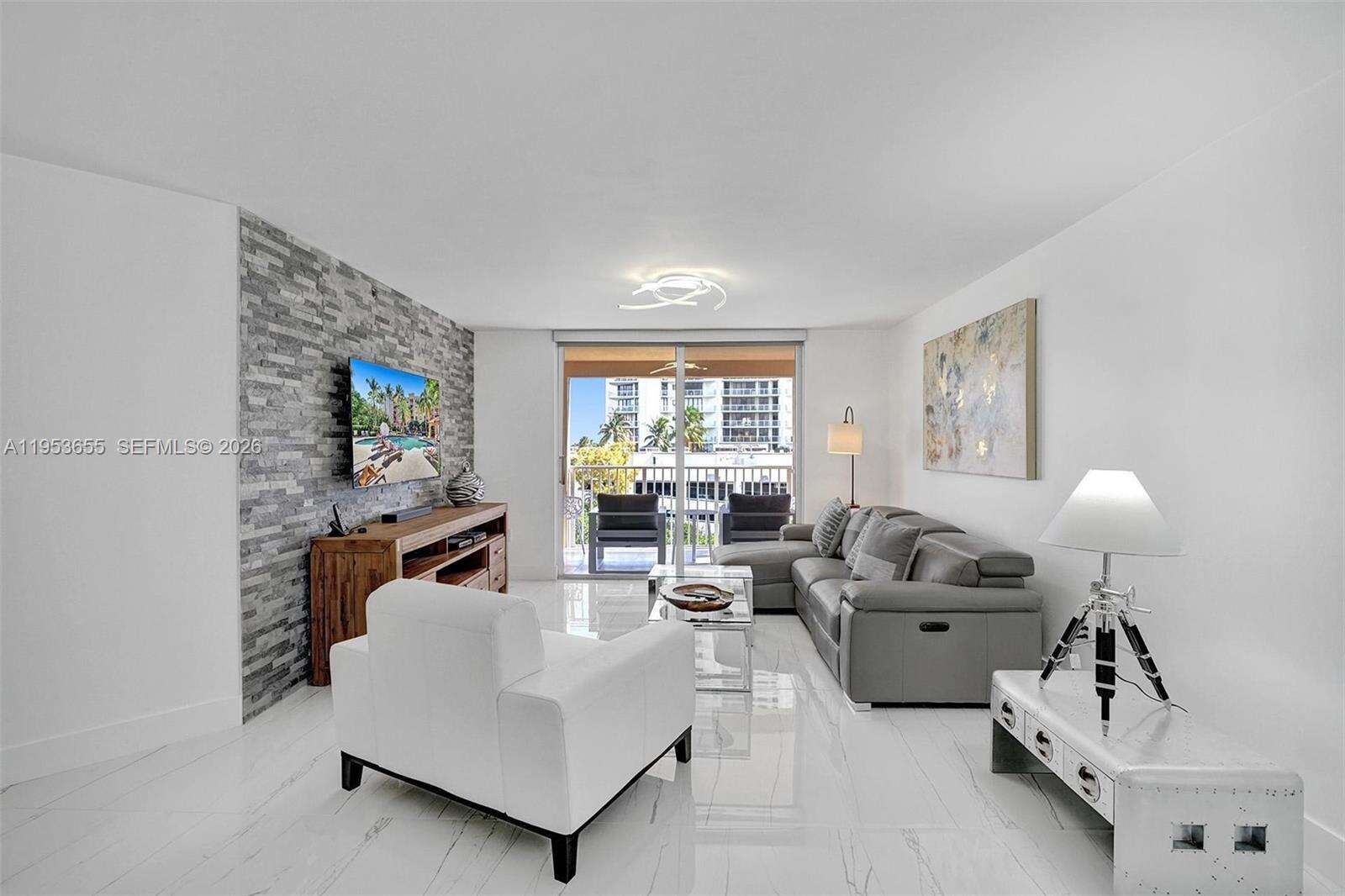 The Yacht Club At Aventura at 19601 Country Club Dr, Aventura, FL 33180 - For Rent photo 21