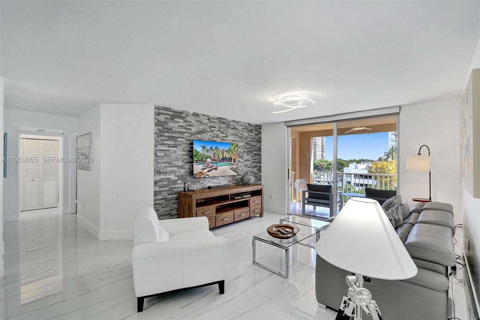 The Yacht Club At Aventura at 19601 Country Club Dr, Aventura, FL 33180 - For Rent photo 22