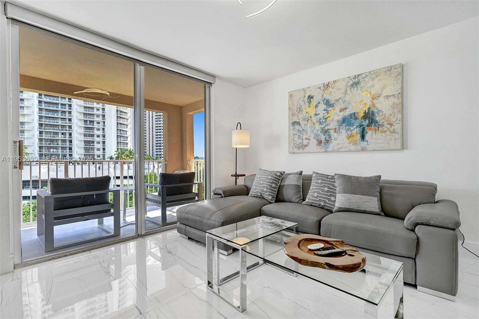 The Yacht Club At Aventura at 19601 Country Club Dr, Aventura, FL 33180 - For Rent photo 23