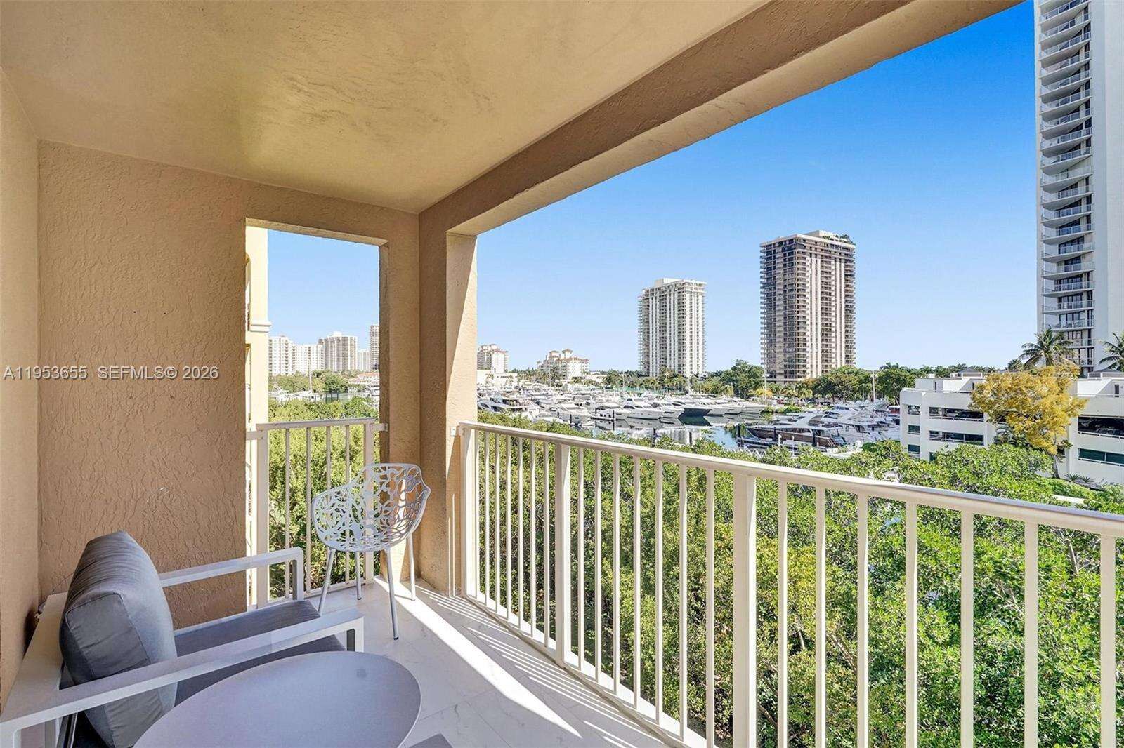 The Yacht Club At Aventura at 19601 Country Club Dr, Aventura, FL 33180 - For Rent photo 28