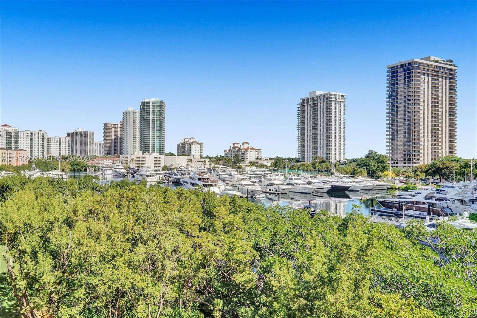 The Yacht Club At Aventura at 19601 Country Club Dr, Aventura, FL 33180 - For Rent photo 30