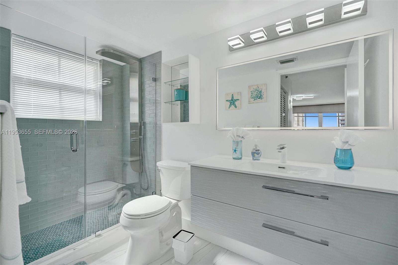 The Yacht Club At Aventura at 19601 Country Club Dr, Aventura, FL 33180 - For Rent photo 33
