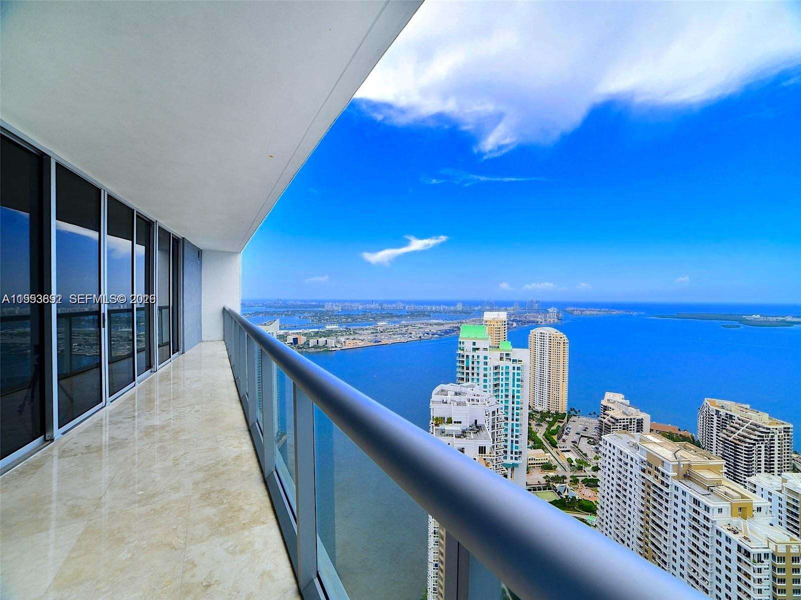 Icon Brickell 1 at 465 Brickell Ave, Miami, FL 33131 - For Rent photo 2