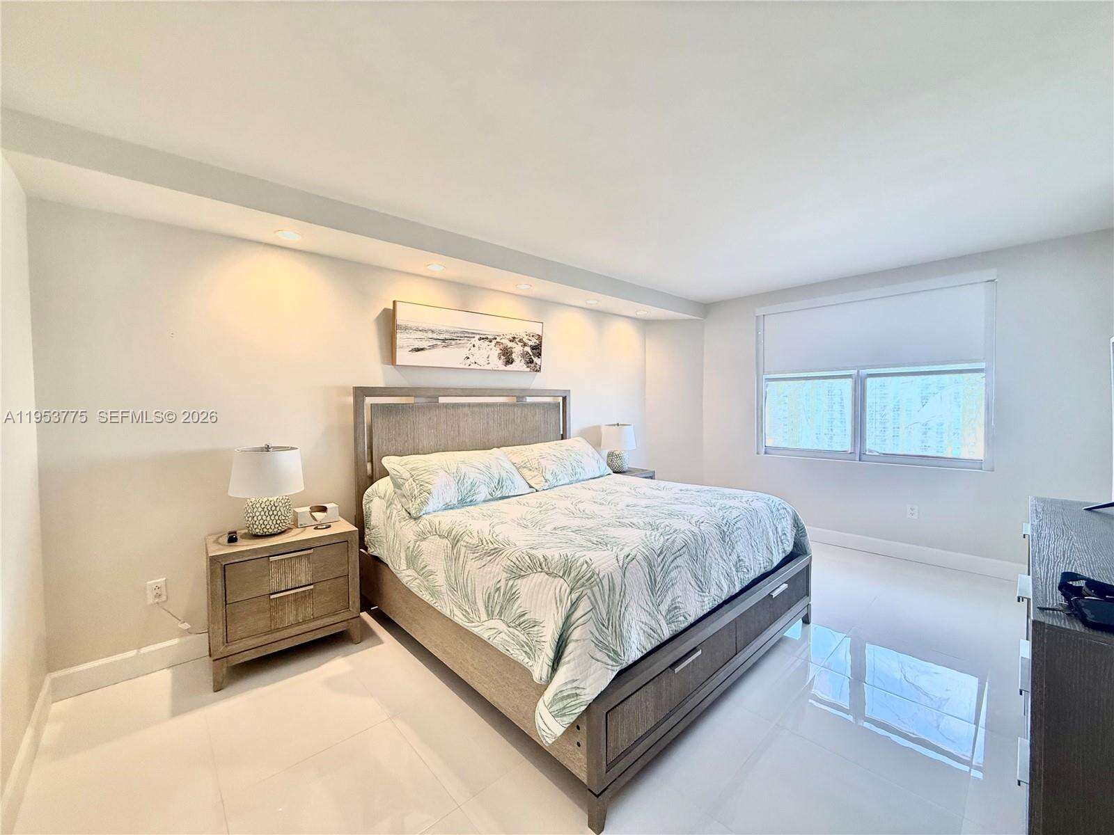 The Hemispheres at 1985 Ocean Dr, Hallandale Beach, FL 33009 - For Rent photo 11