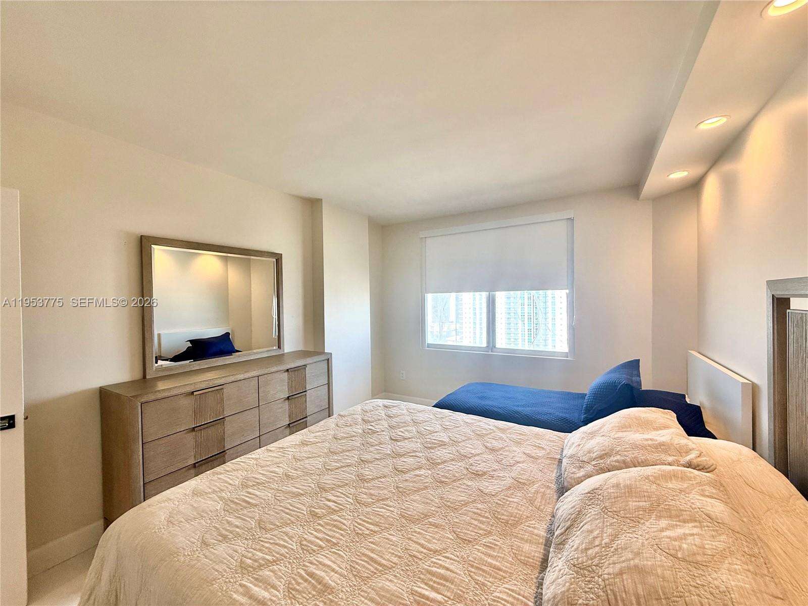 The Hemispheres at 1985 Ocean Dr, Hallandale Beach, FL 33009 - For Rent photo 18