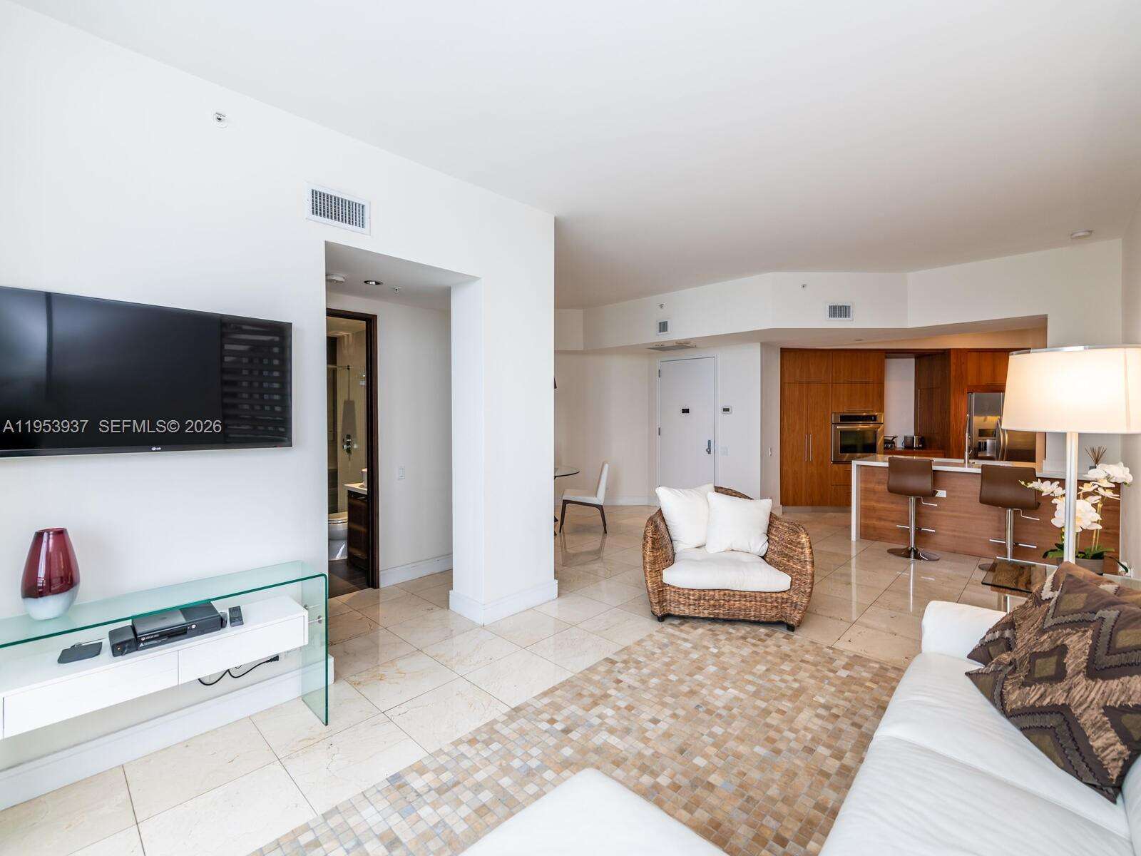 One Tequesta Point at 888 Brickell Key Dr, Miami, FL 33131 - For Rent photo 23