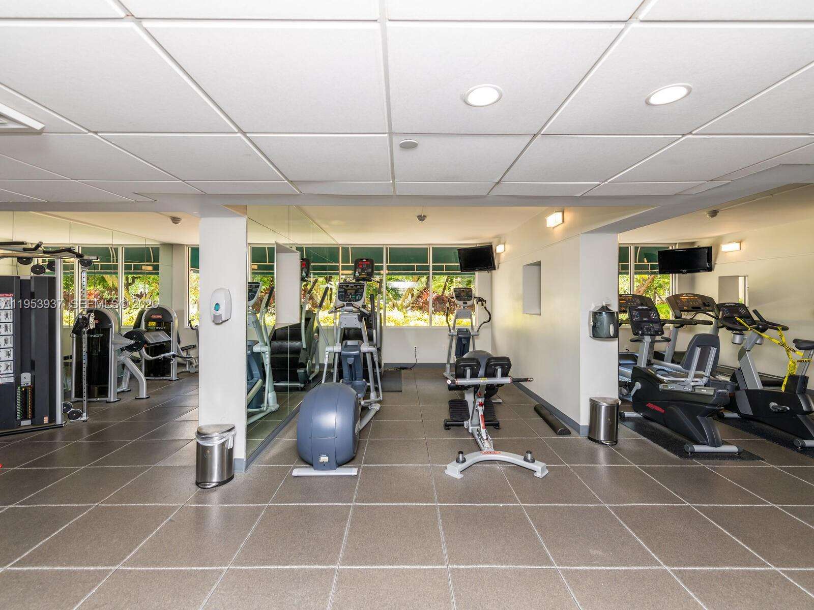 One Tequesta Point at 888 Brickell Key Dr, Miami, FL 33131 - For Rent photo 63