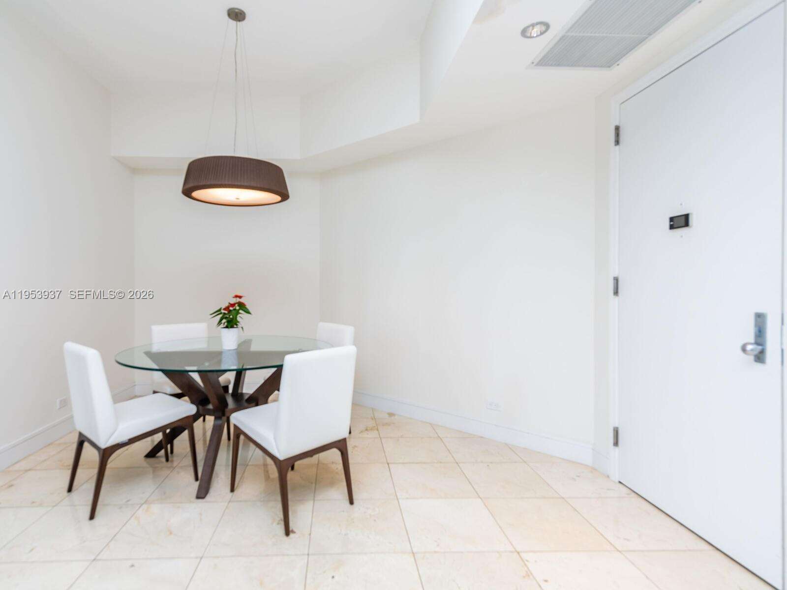 One Tequesta Point at 888 Brickell Key Dr, Miami, FL 33131 - For Rent photo 8