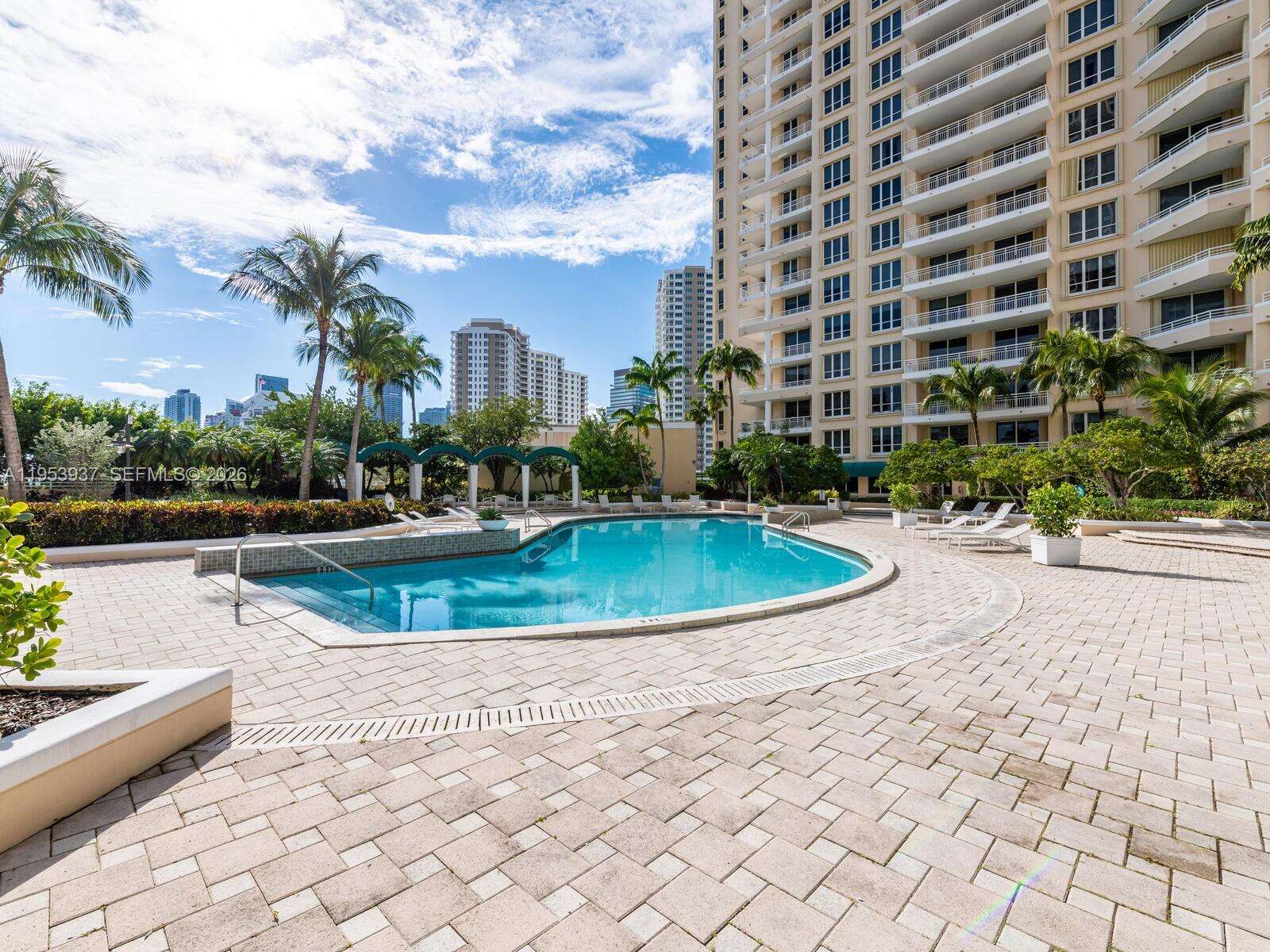 One Tequesta Point at 888 Brickell Key Dr, Miami, FL 33131 - For Rent photo 81