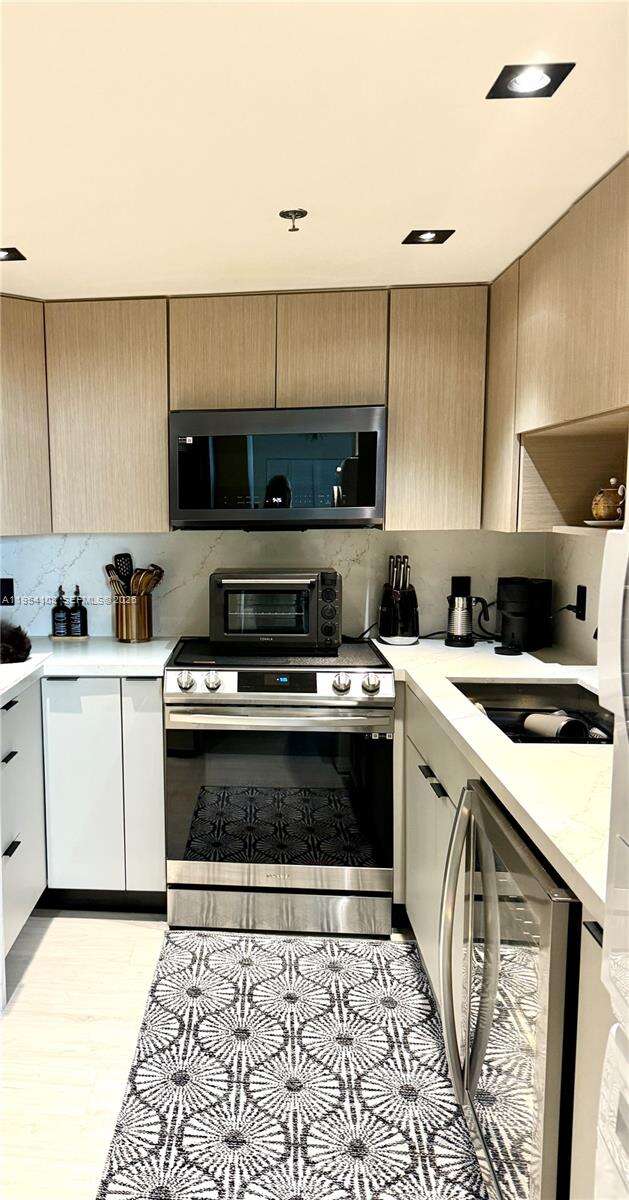 Clearview Towers at 2829 Indian Creek Dr, Miami Beach, FL 33140 - For Rent photo 15