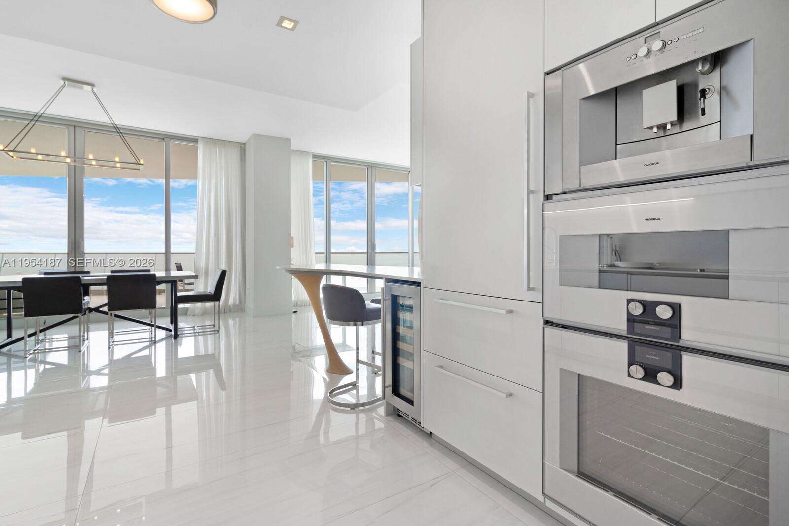 Jade Signature at 16901 Collins Ave, Sunny Isles Beach, FL 33160 - For Rent photo 5