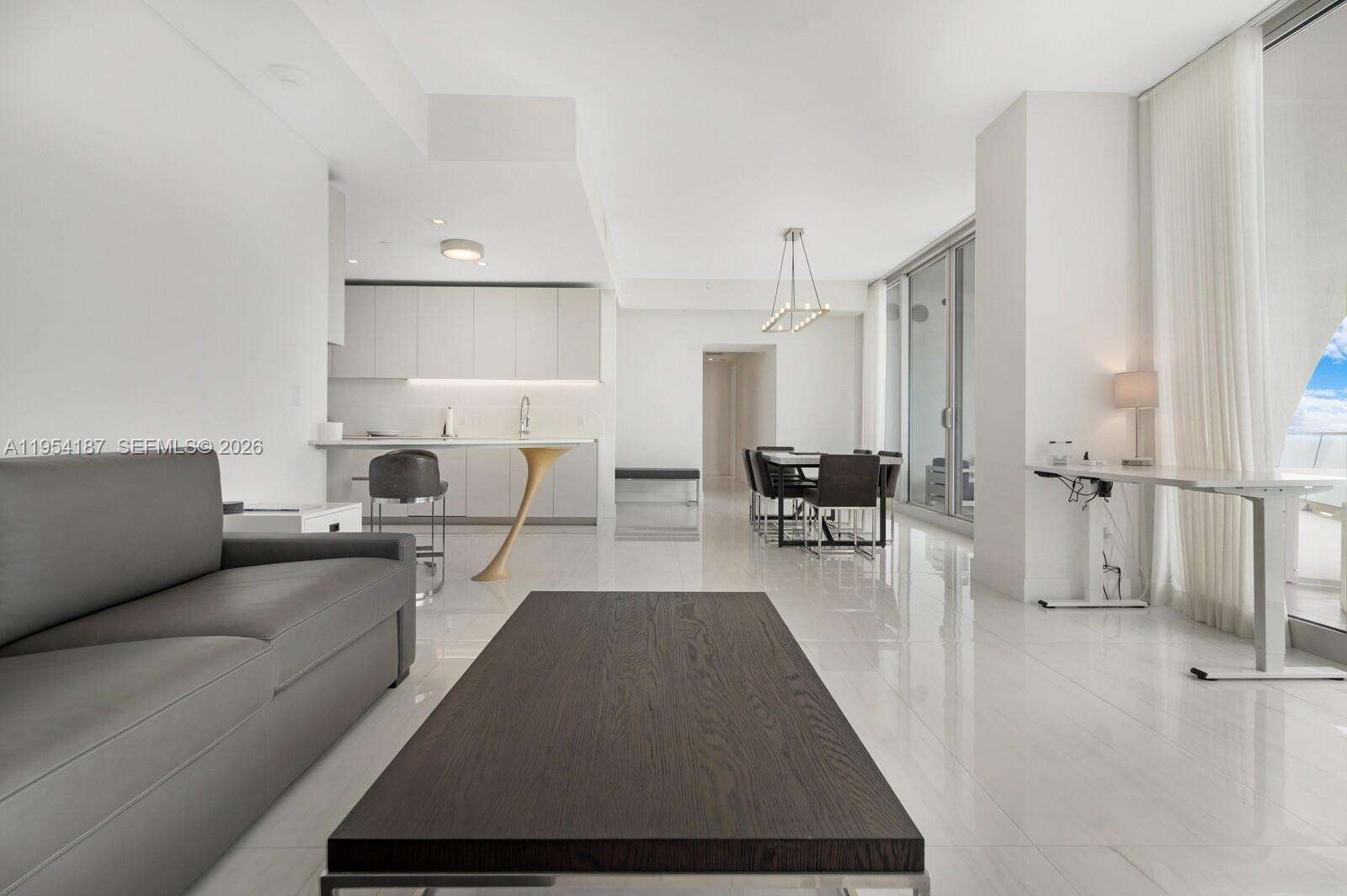 Jade Signature at 16901 Collins Ave, Sunny Isles Beach, FL 33160 - For Rent photo 8