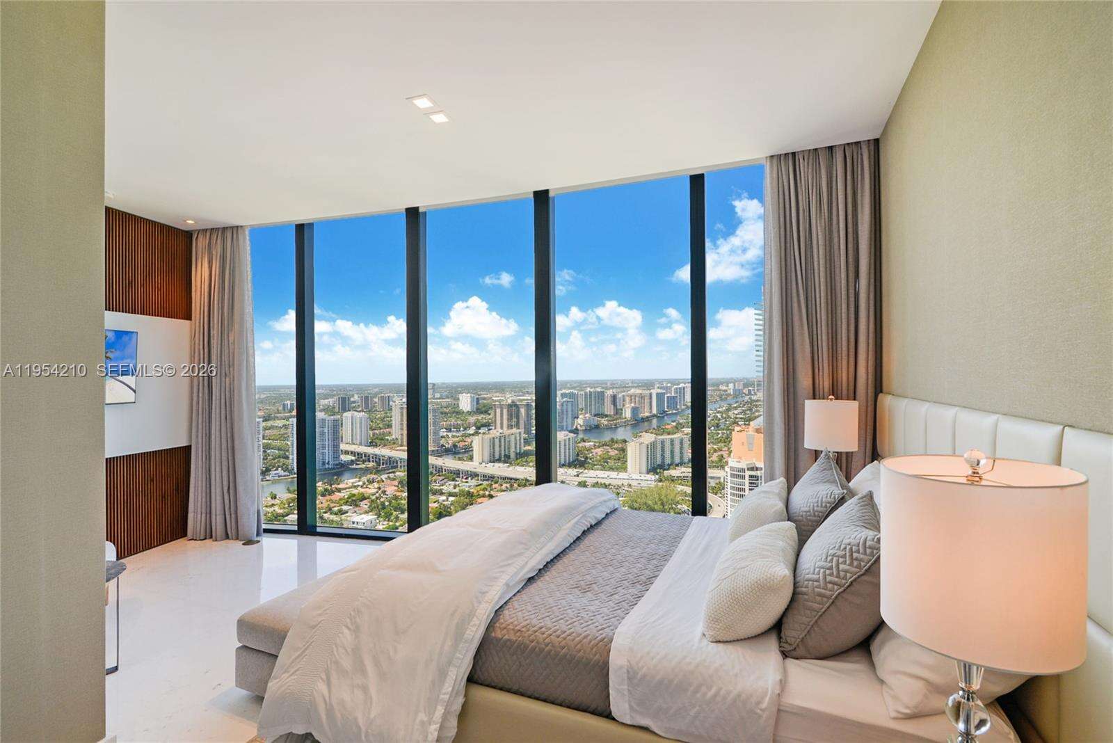 Porsche Design Tower at 18555 Collins Ave, Sunny Isles Beach, FL 33160 - For Rent photo 18