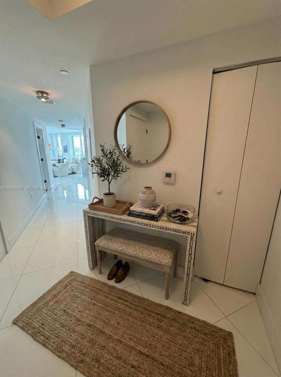 The Grand Venetian at 10 Venetian Way, Miami Beach, FL 33139 - For Rent photo 14