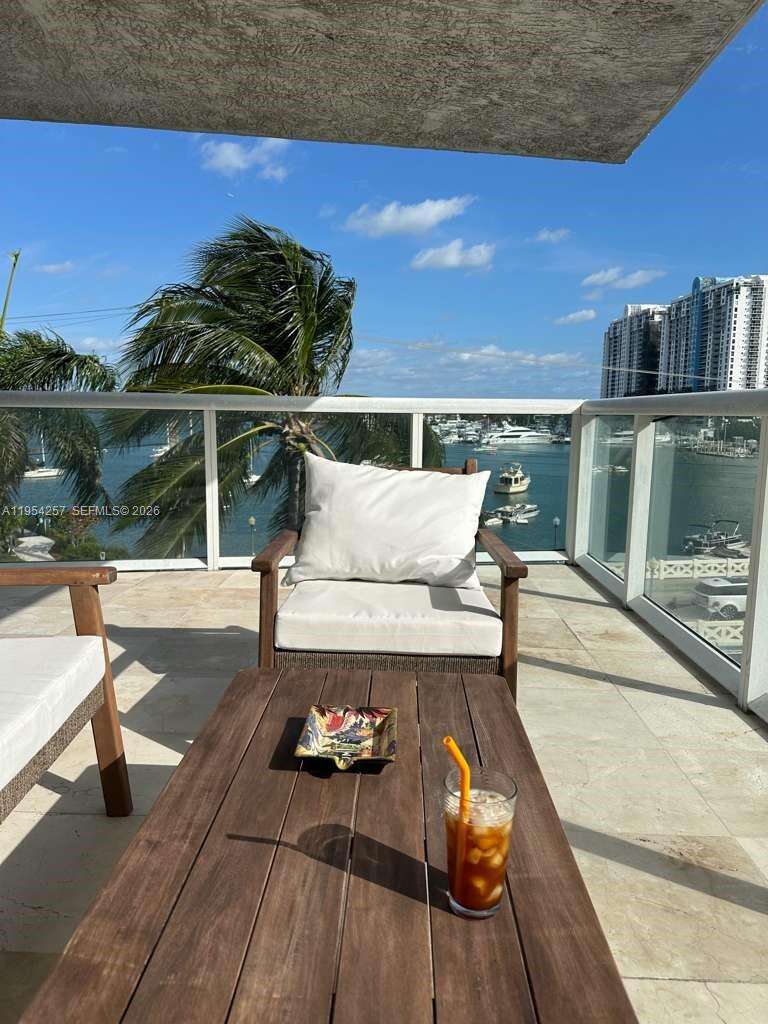 The Grand Venetian at 10 Venetian Way, Miami Beach, FL 33139 - For Rent photo 4