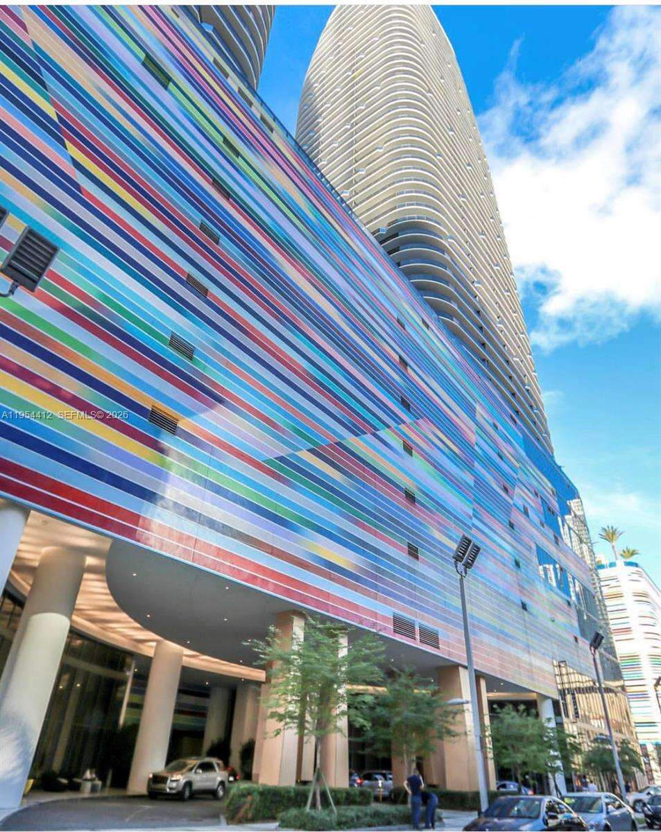 Brickell Heights East at 45 9 St, Miami, FL 33130 - For Rent photo 1