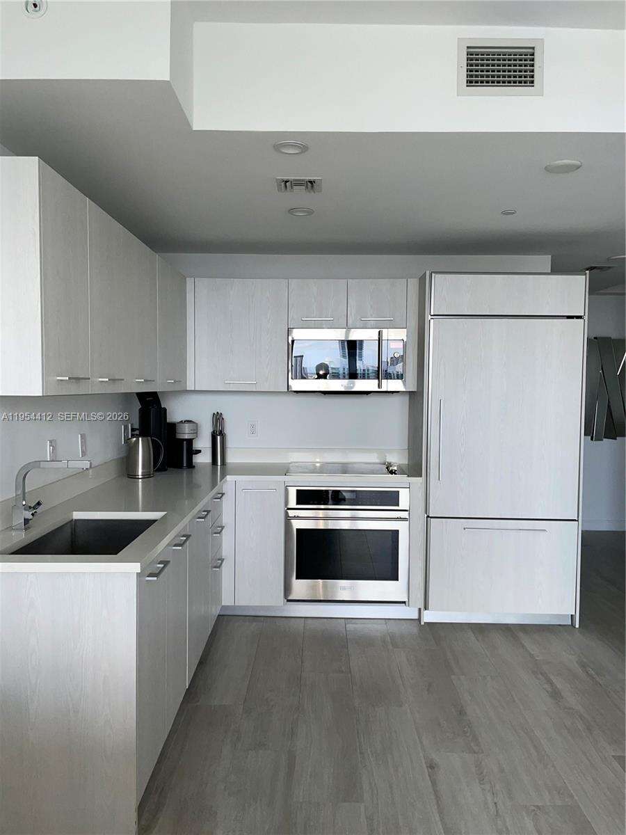 Brickell Heights East at 45 9 St, Miami, FL 33130 - For Rent photo 3