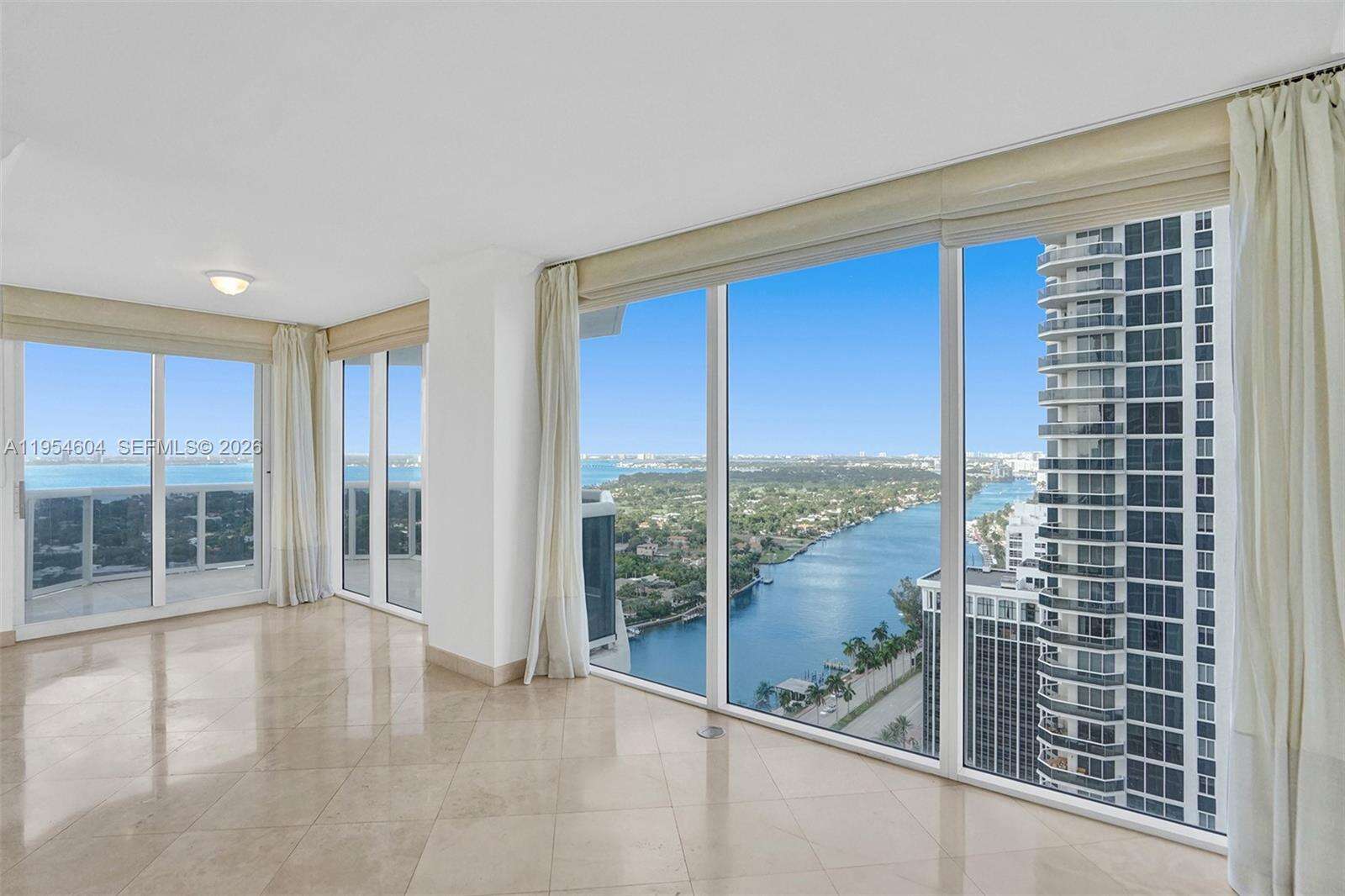 Green Diamond at 4775 Collins Ave, Miami Beach, FL 33140 - For Rent photo 18