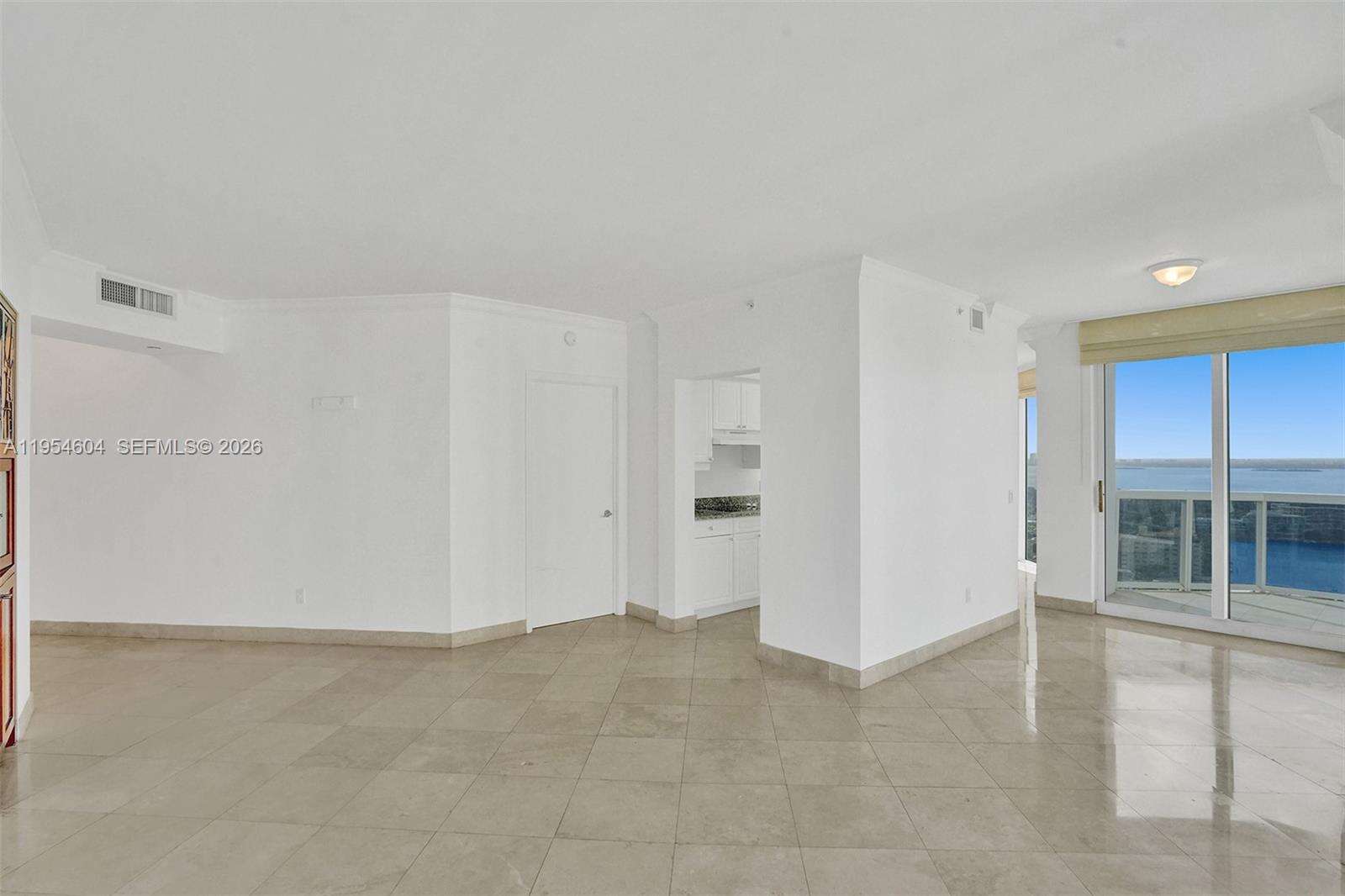 Green Diamond at 4775 Collins Ave, Miami Beach, FL 33140 - For Rent photo 20