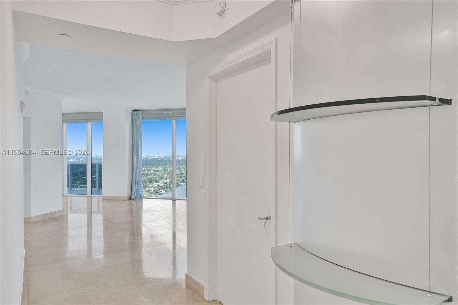 Green Diamond at 4775 Collins Ave, Miami Beach, FL 33140 - For Rent photo 23