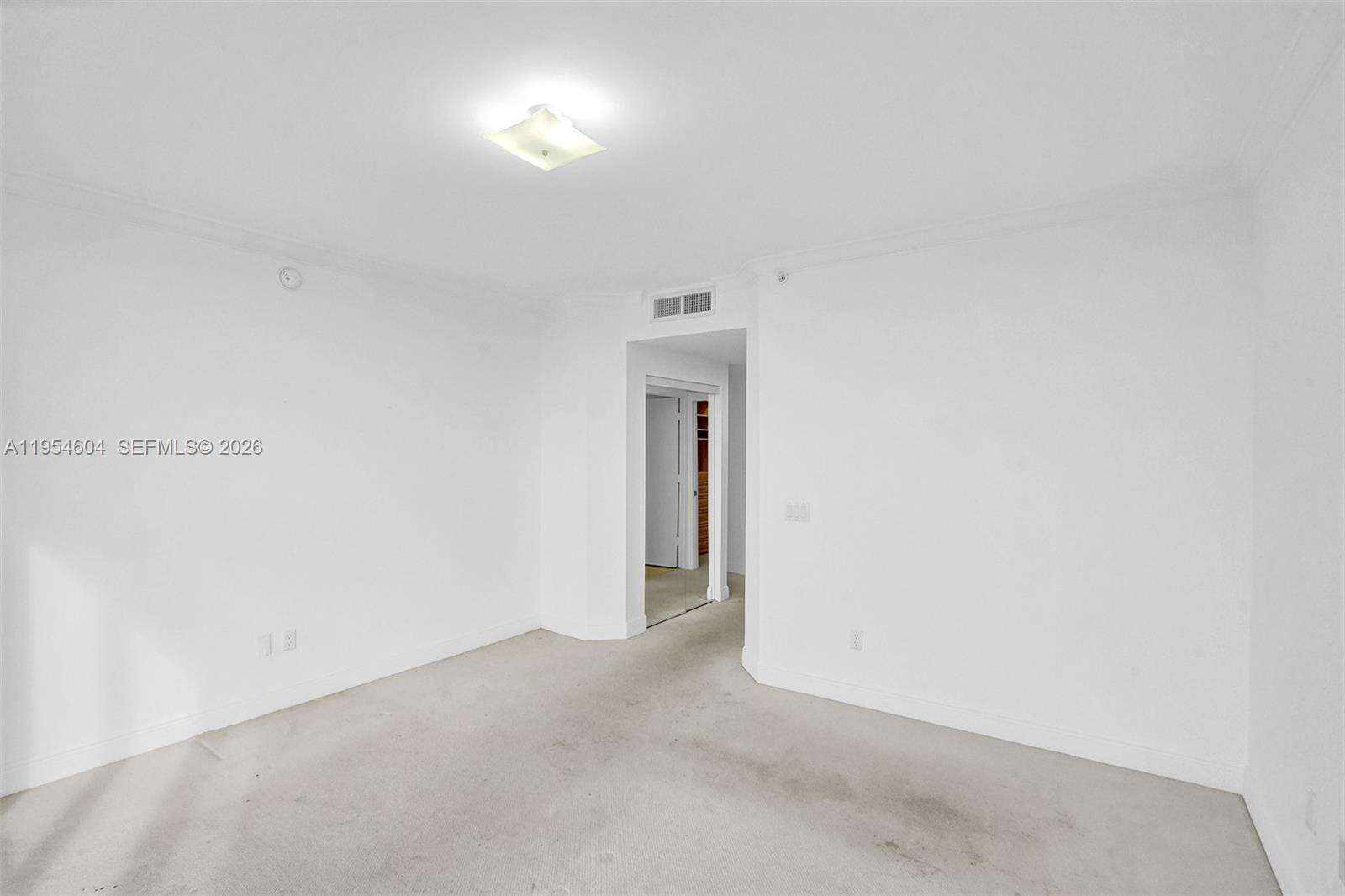 Green Diamond at 4775 Collins Ave, Miami Beach, FL 33140 - For Rent photo 30
