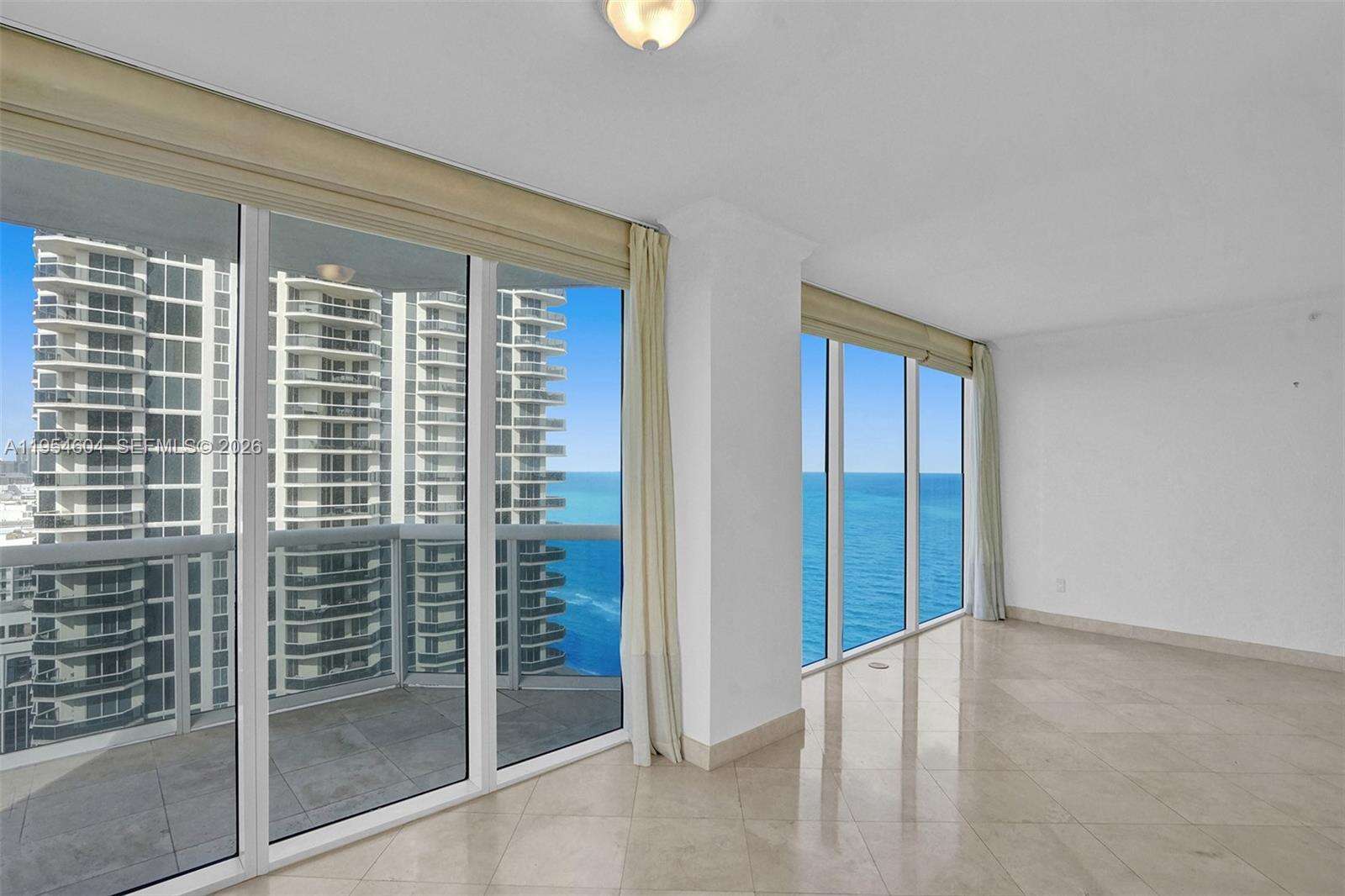 Green Diamond at 4775 Collins Ave, Miami Beach, FL 33140 - For Rent photo 4