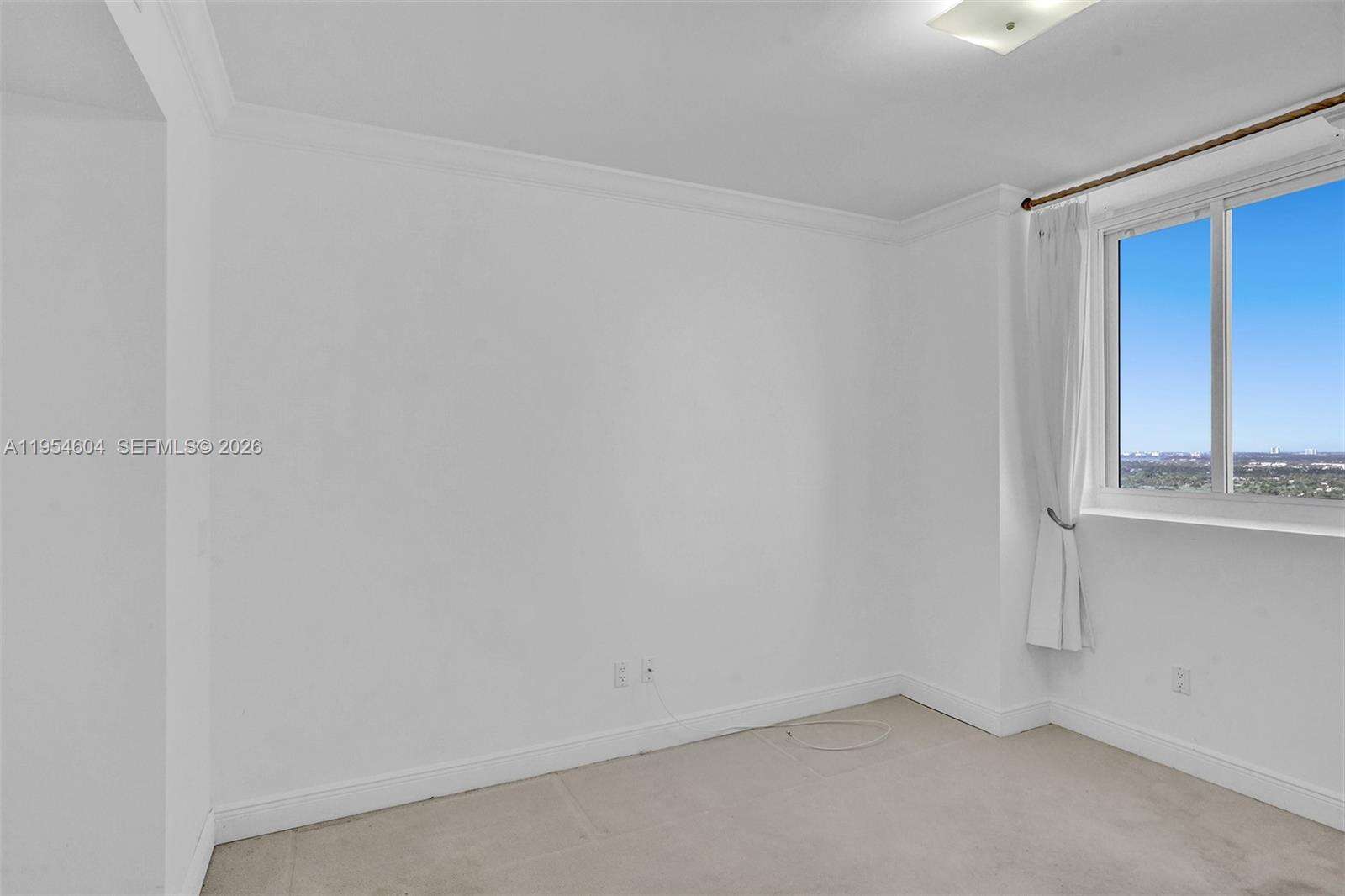 Green Diamond at 4775 Collins Ave, Miami Beach, FL 33140 - For Rent photo 38