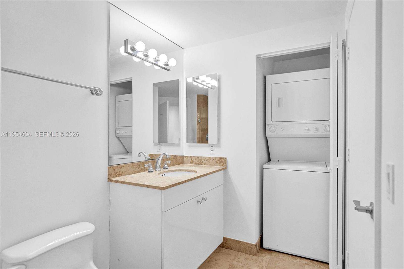 Green Diamond at 4775 Collins Ave, Miami Beach, FL 33140 - For Rent photo 39
