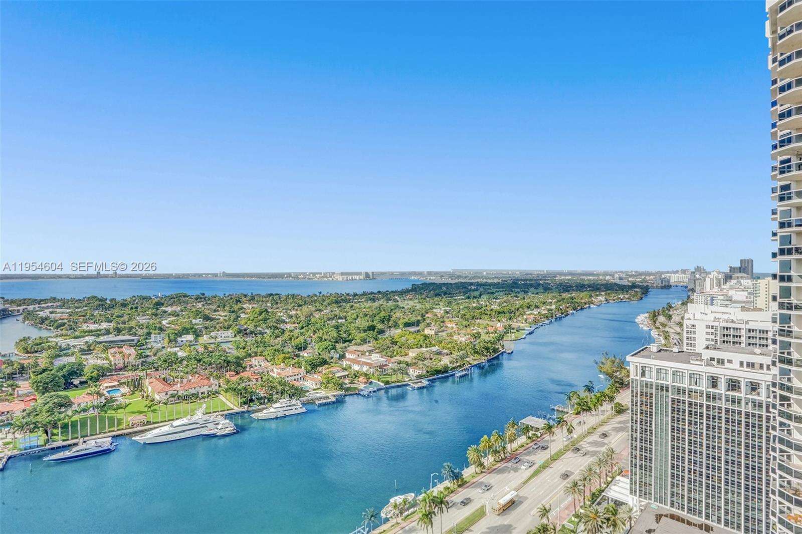 Green Diamond at 4775 Collins Ave, Miami Beach, FL 33140 - For Rent photo 8