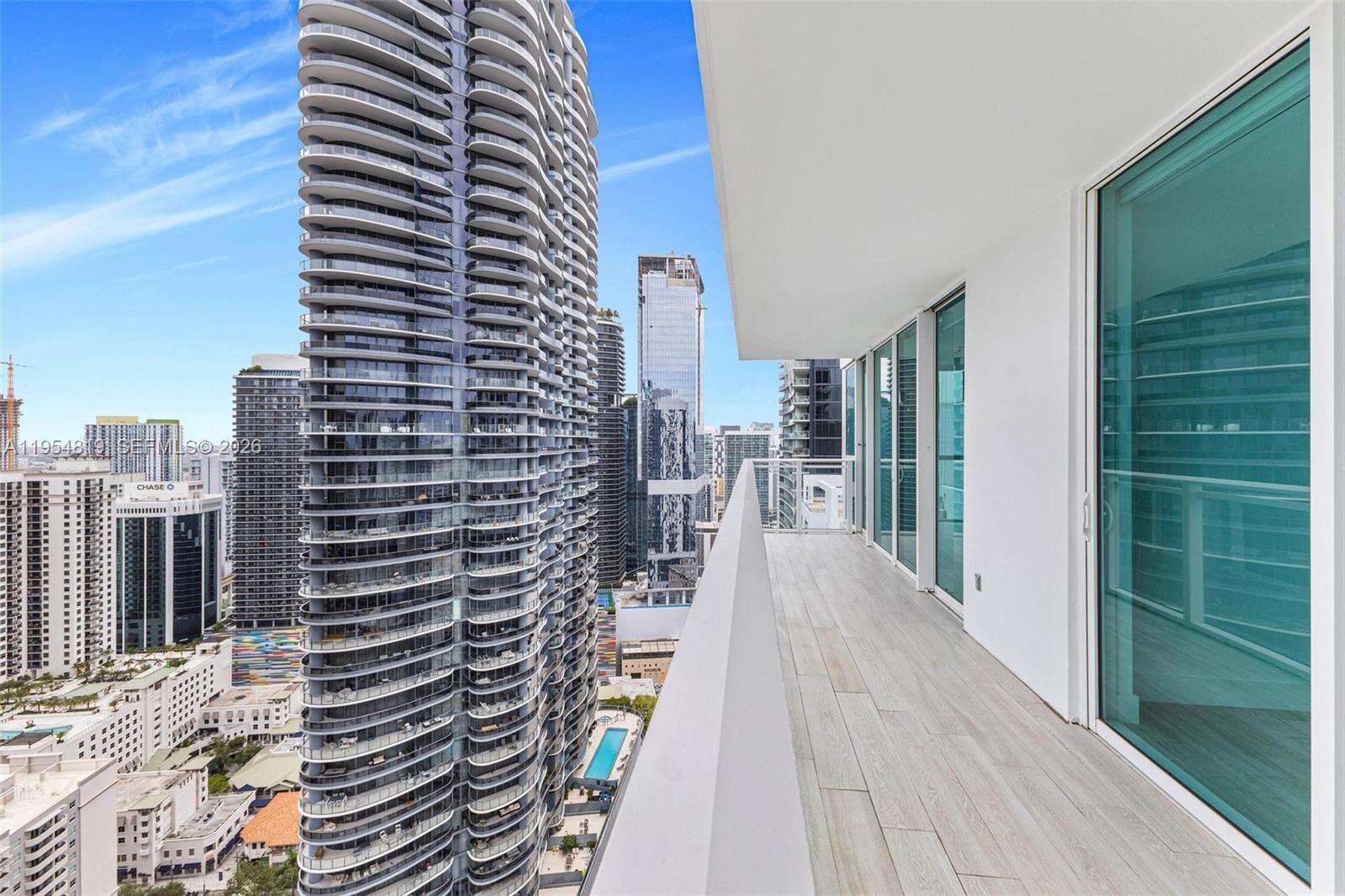 The Bond On Brickell at 1080 Brickell Ave, Miami, FL 33131 - For Rent photo 19