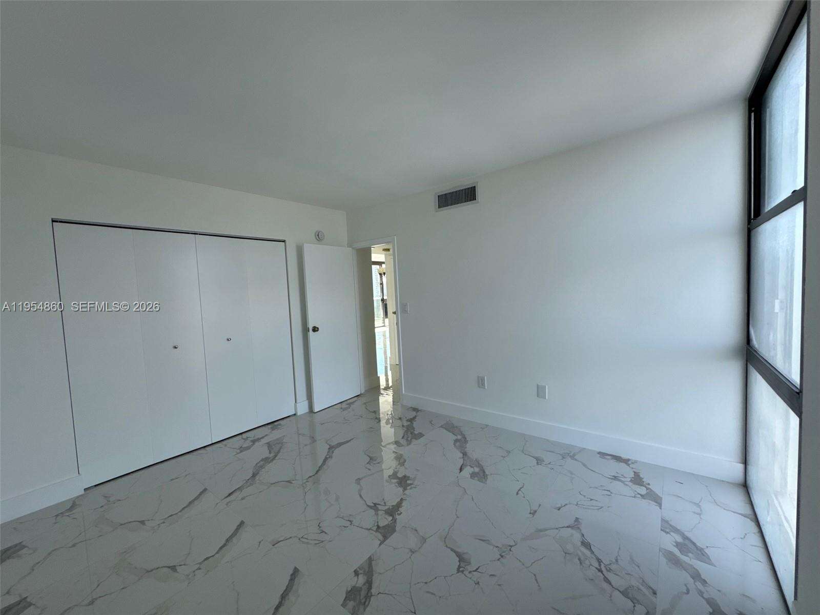 El Dorado at 3675 Country Club Dr, Aventura, FL 33180 - For Rent photo 27