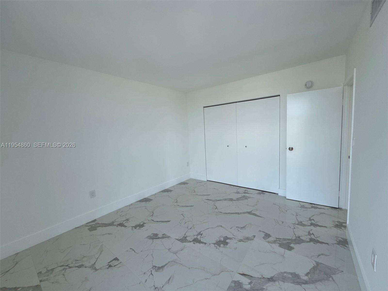 El Dorado at 3675 Country Club Dr, Aventura, FL 33180 - For Rent photo 29